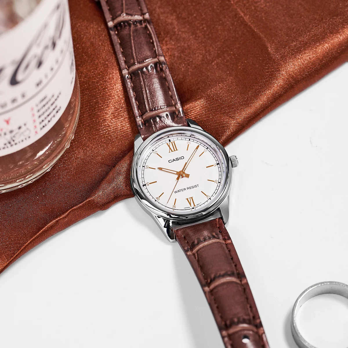 Casio Watches Smartwatch - CASIO LTP-V005L 시리즈 여성용 아날로그 쿼츠